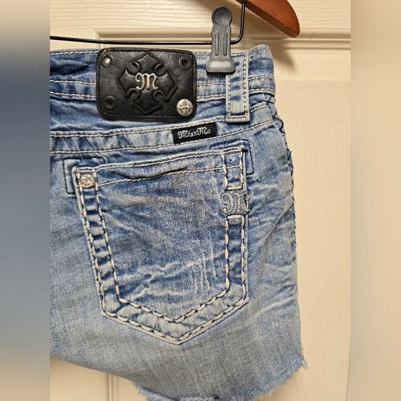 Miss Me Cut-Off Shorts Womens 28 (actual 30x3.5) Blue Denim Cotton Blend Button - Picture 11 of 16